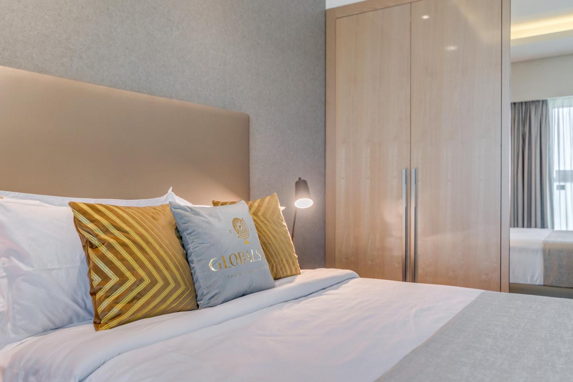 Globalstay Damac Towers By Paramount In Business Bay Dubai Dış mekan fotoğraf